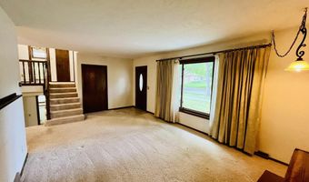 1606 N Jackson St, Aberdeen, SD 57401