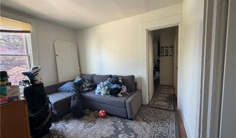 5 Warner St 2, Newport, RI 02840