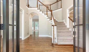 9360 Nesbit Lakes Dr, Alpharetta, GA 30022