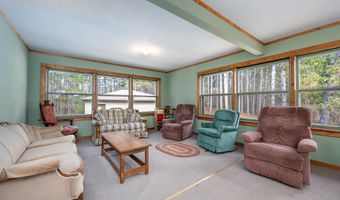 917 Sunrise Beach Dr, Amery, WI 54001