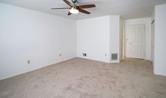 2 Morning Glory Ln, Whiting, NJ 08759