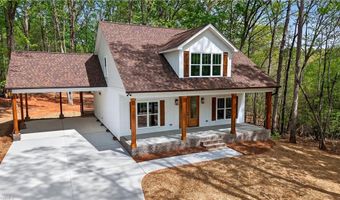2206 N Asheboro School Rd, Asheboro, NC 27205