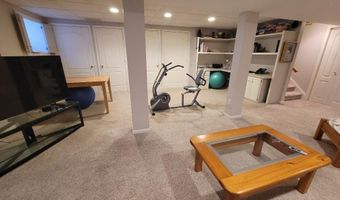 139 Tennis Ct, Belmar, NJ 07719
