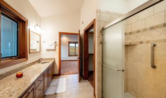 27 Hilltop Drive Dr, Buffalo, WY 82834