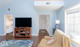 327 Corey Ln, Middletown, RI 02842