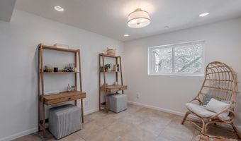 2724 W COLT Rd, Chandler, AZ 85224