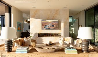 92 Sun Glow Ln, Las Vegas, NV 89135