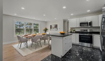 73 Cow Hill Rd, Clinton, CT 06413