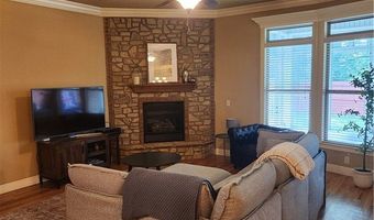 1705 SW Hayfield Ave, Bentonville, AR 72713