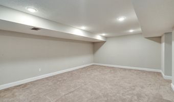 1176 Duncan Spur, Akron, OH 44333