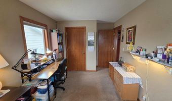 14 S Illinois St, Aberdeen, SD 57401