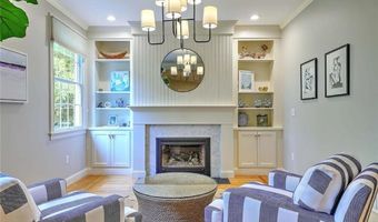 10 Owl Tree Ln, East Greenwich, RI 02818