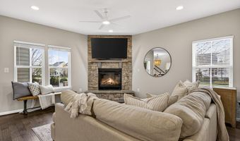 24960 MCNAIR Pl, Aldie, VA 20105