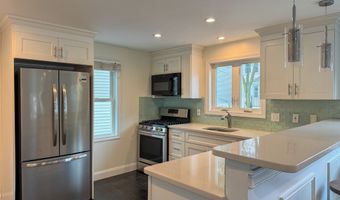 212 W 6th St 212, Boston, MA 02127