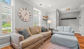 10 Grove Ct 20, Asbury Park, NJ 07712