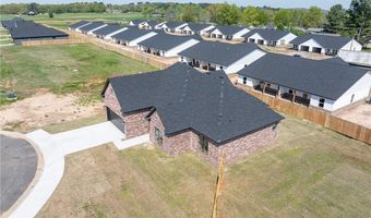 1900 Yellowstone Dr, Barling, AR 72923