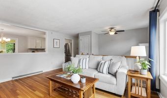 7 Forest Park Ave, Billerica, MA 01862