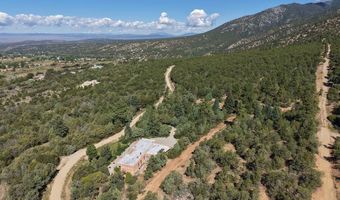 Robertos Lane, Arroyo Seco, NM 87514