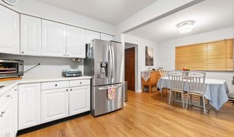 50 COTTAGE St 1, Bayonne, NJ 07002