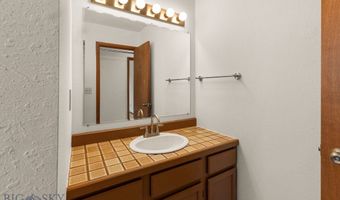 493 Secretariat Cir, Belgrade, MT 59714