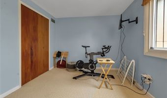 130 Groton Dr 4, Amherst, NY 14228
