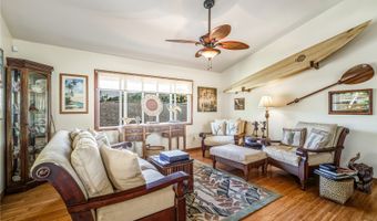 59-502 Kamehameha Hwy B, Haleiwa, HI 96712