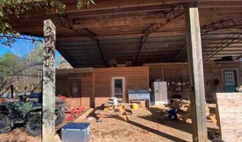 6389 County Line Rd B, Baker, FL 32531