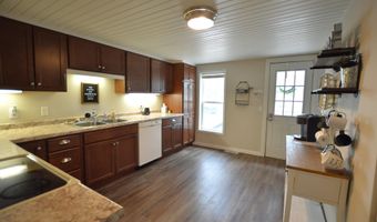 321 SW 8th Ave, Aberdeen, SD 57401