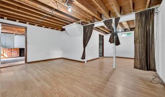 1 Gilman Rd, Hopkinton, RI 02832
