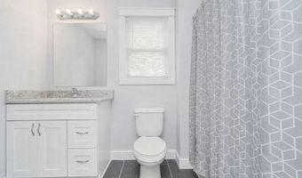 741 Beach Ave, Beachwood, NJ 08722
