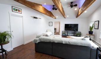 116 Pond St, Newton, NH 03858