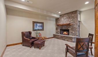 129 Bjork Dr, Bigfork, MT 59911