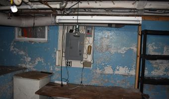 16 High St, Brandon, VT 05733