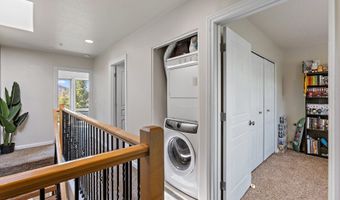 17040 SW WHITLEY Way 201, Beaverton, OR 97006