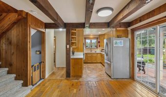 28272 S HULT Rd, Beavercreek, OR 97004