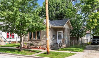 318 W BREWSTER St, Appleton, WI 54911