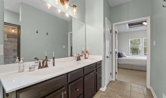 23 Avalon Ave, Barnegat, NJ 08005