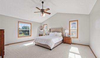 9258 Tyne Ln, Inver Grove Heights, MN 55077