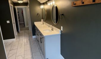 99 University Estates Blvd, Athens, OH 45701