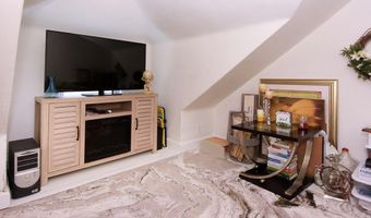 435 Cabot St B, Beverly, MA 01915