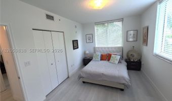 2775 NE 187th St 314, Aventura, FL 33180