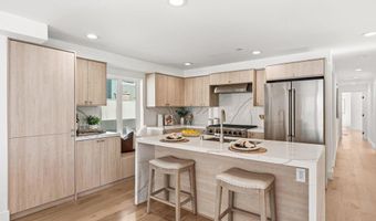 214 S Pacific St, Oceanside, CA 92054