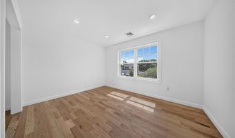 139 Miller Ave, Amityville, NY 11701