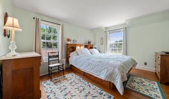 59 Payson St, Attleboro, MA 02703