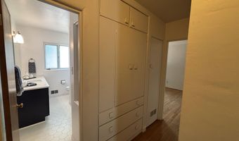 922 AVENIDA DEL SOL NE, Albuquerque, NM 87110