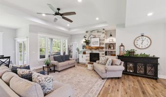 1101 Timber Valley Dr, Polk City, IA 50226