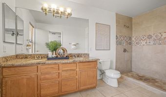2474 E WESTCHESTER Dr, Chandler, AZ 85249