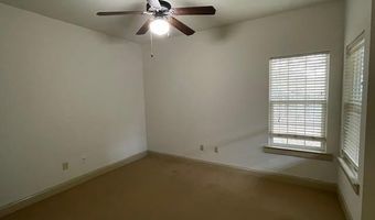 9370 Boone Dr, Baton Rouge, LA 70810