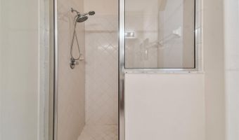 6919 SURREY HILL Pl, Apollo Beach, FL 33572