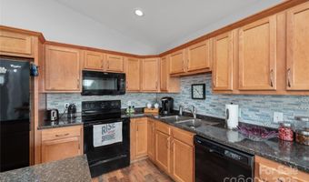 43 Paul Bridges Rd, Alexander, NC 28701